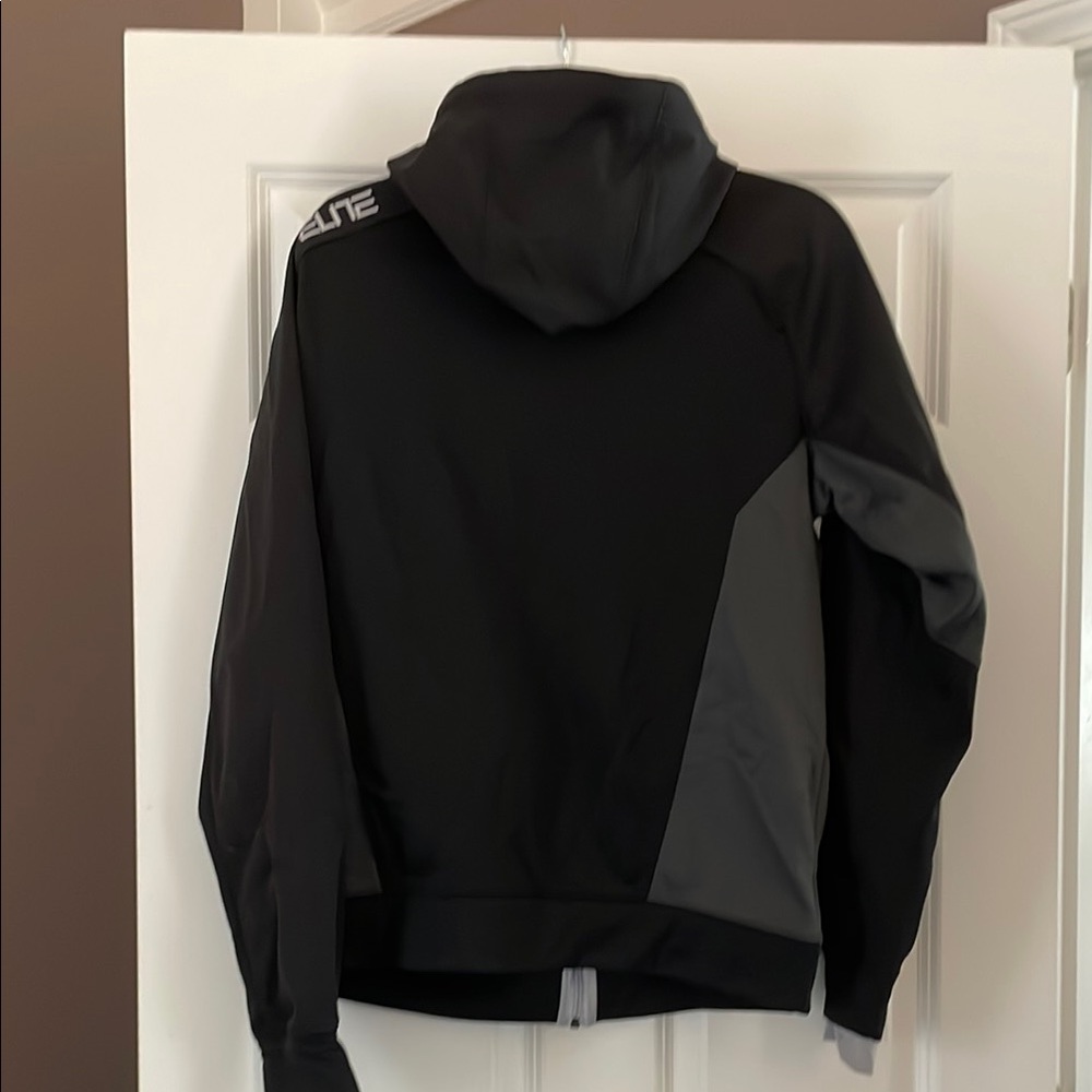 Nike elite Black and Gray Zip-Up‎ Hoodie jacket size large - Picture 5 of 6